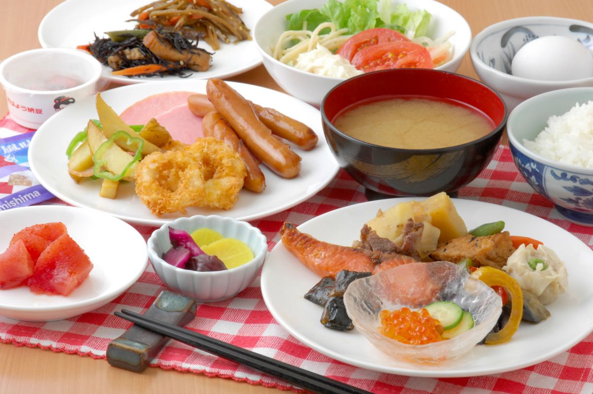 お食事